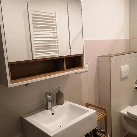 شقة Ferienwohnung Ziegelfeld غرافناو