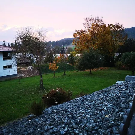 Ferienwohnung Ziegelfeld شقة غرافناو
